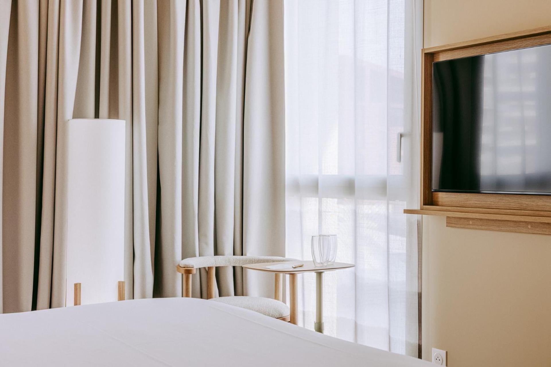 Hotel Sangha Tuluza Zewnętrze zdjęcie