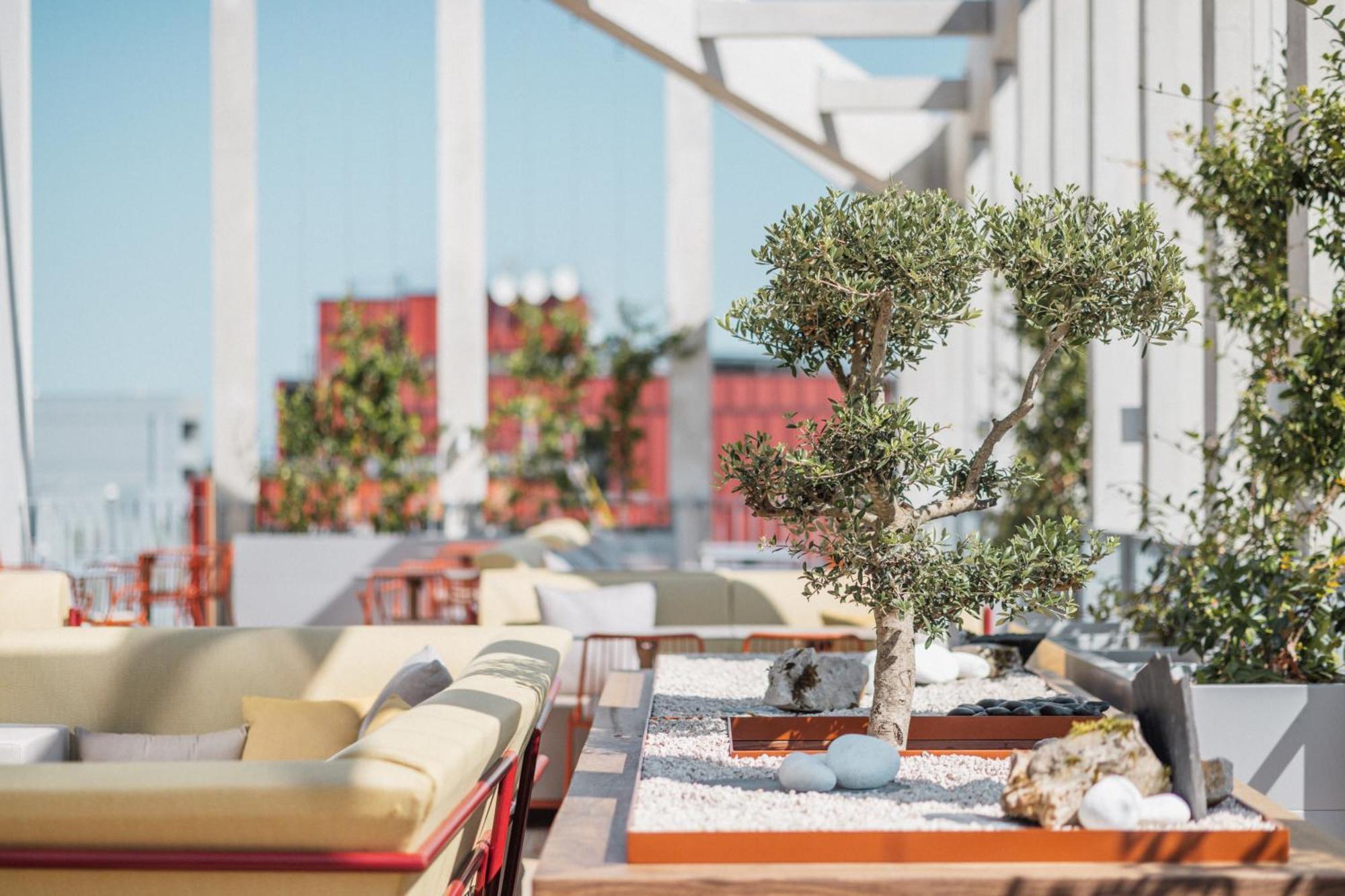 Hotel Sangha Tuluza Zewnętrze zdjęcie